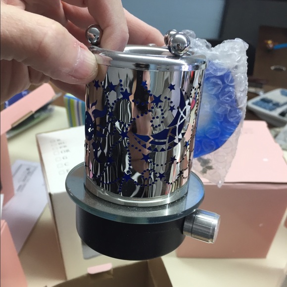 Moons and stars wall plug in - Picture 1 of 1